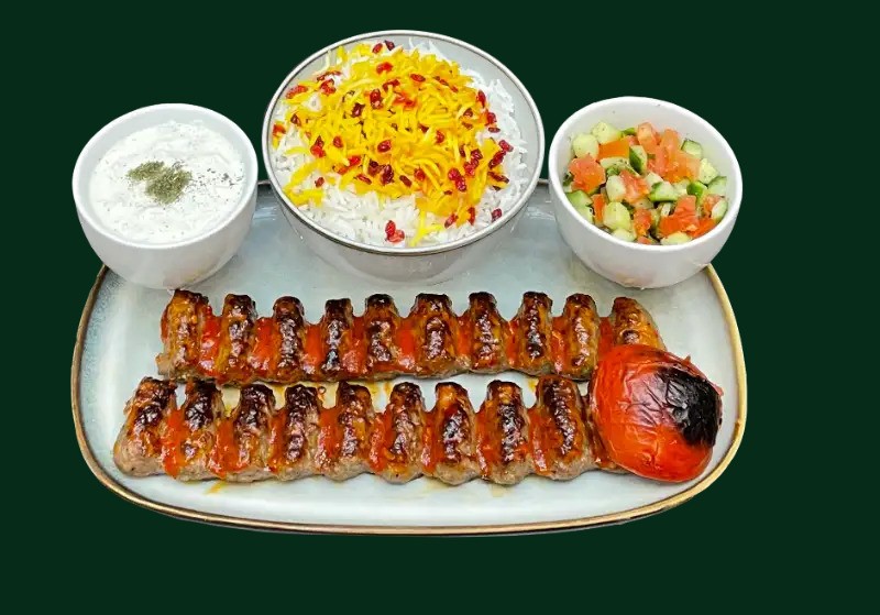 Kobideh Chili med saffransris och grillade tomater